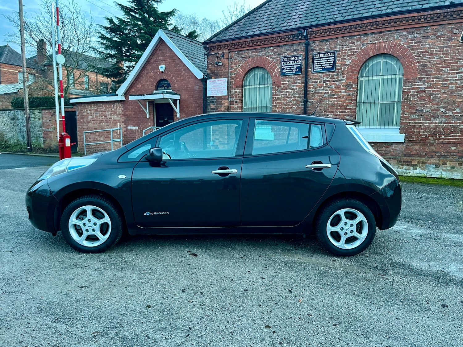 Used Nissan Leaf 2016 for sale - 77210339: Photo 4
