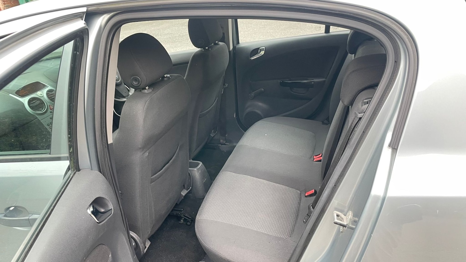 Used Vauxhall Corsa 2011 for sale - 76313371: Photo 11