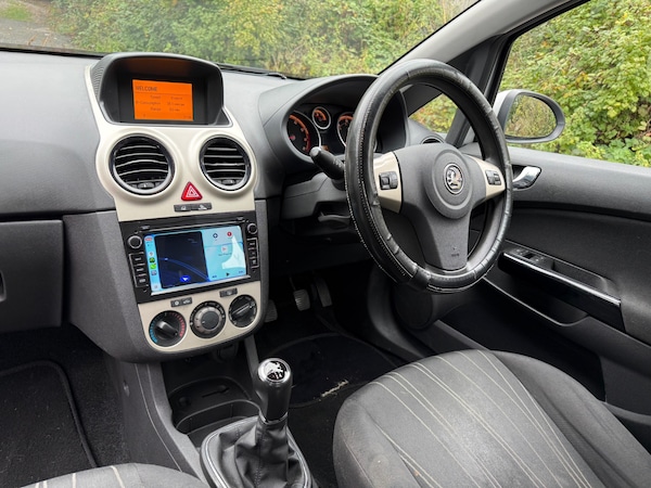 Used Vauxhall Corsa 2008 for sale - 76134636: Photo 2