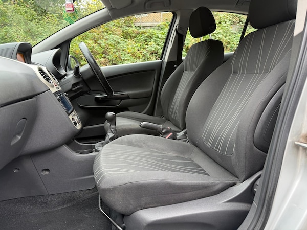 Used Vauxhall Corsa 2008 for sale - 76134636: Photo 7