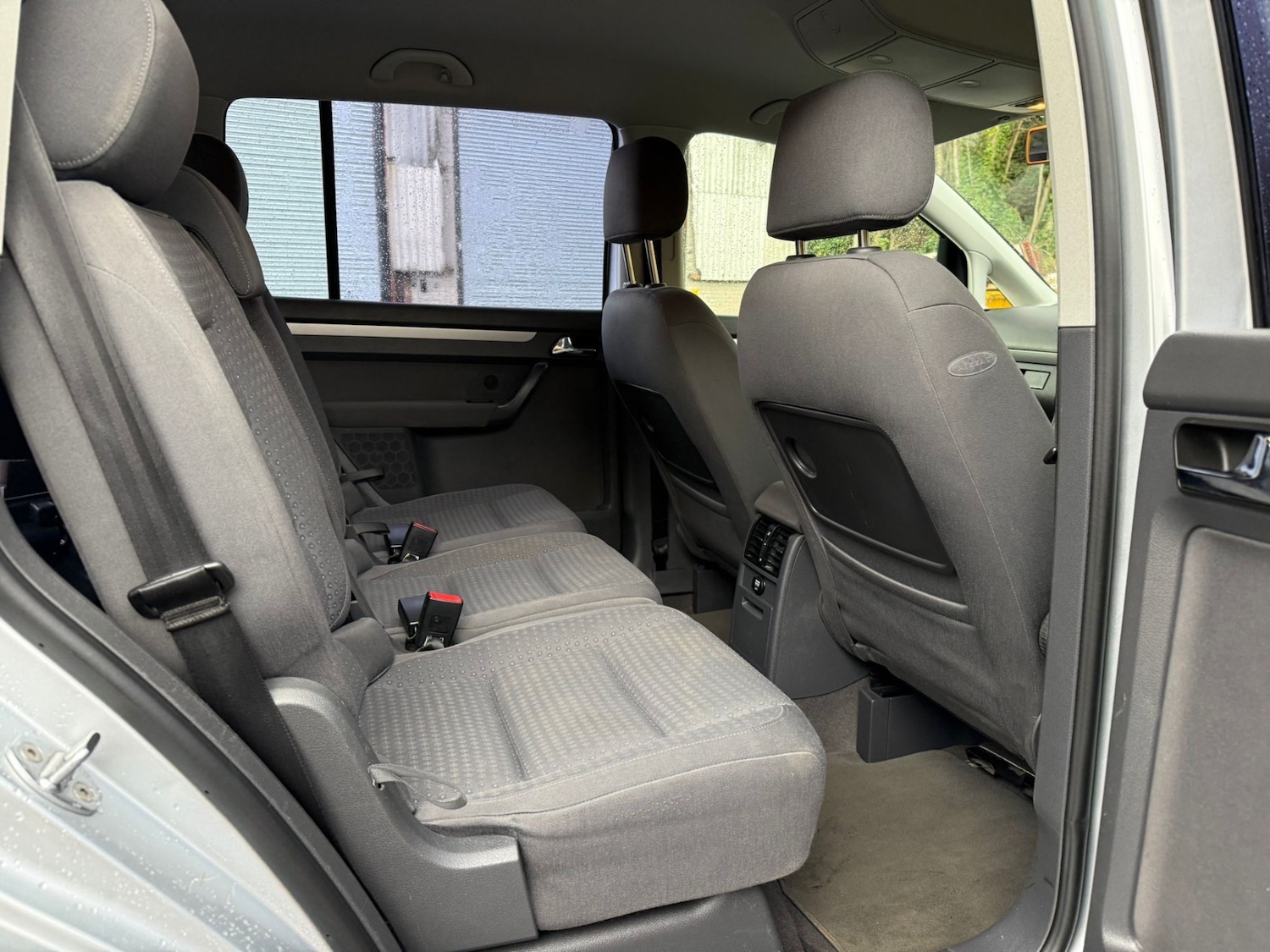 Used Volkswagen Touran 2004 for sale - 77885299: Photo 12