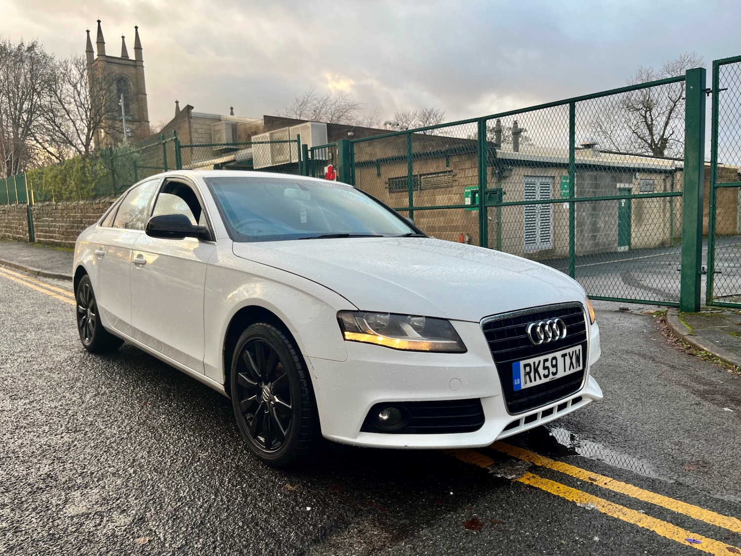 Used Audi A4 2009 for sale - 76670316: Photo 1