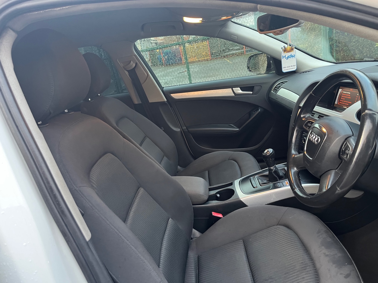 Used Audi A4 2009 for sale - 76670316: Photo 11