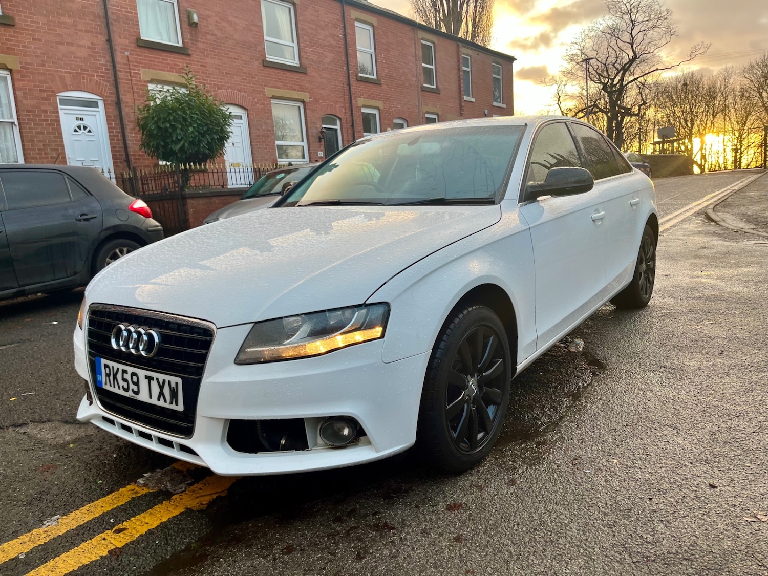 Used Audi A4 2009 for sale - 76670316: Photo 3