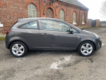 Used Vauxhall Corsa 2013 for sale - 78061085: Photo