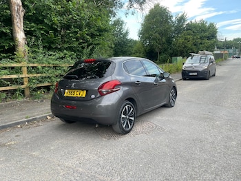 Used Peugeot 208 2019 for sale - 79191110: Photo