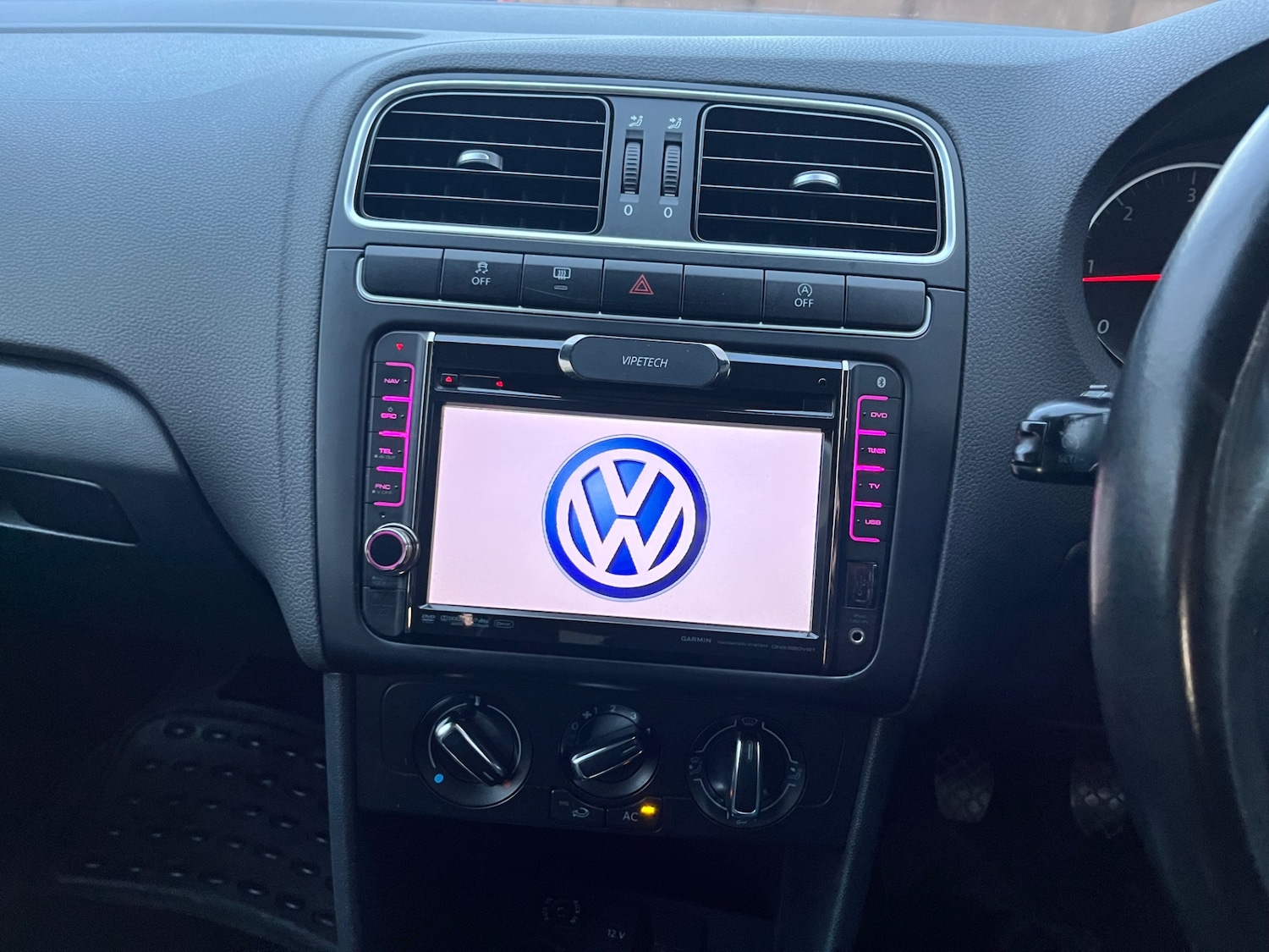 Used Volkswagen Polo 2012 for sale - 77236905: Photo 12