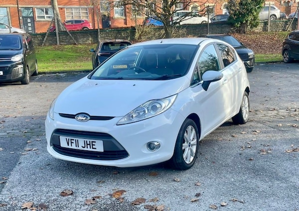Cheap Ford Fiesta 2011 (11) - 1.25 Zetec 5dr [82] for sale in Manchester, Greater Manchester
