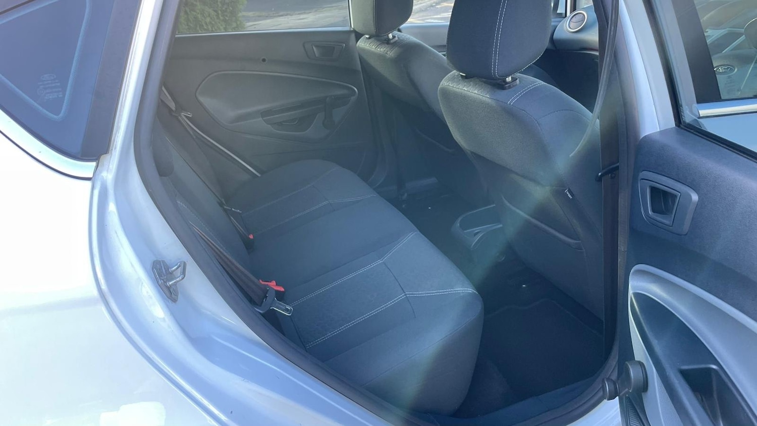 Ford Fiesta 2011 (11) - 1.25 Zetec 5dr [82] - Image 9