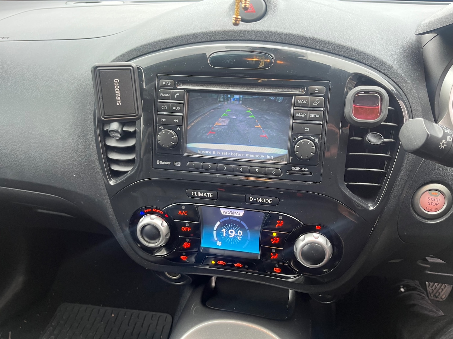 Used Nissan Juke 2012 for sale - 77630174: Photo 15