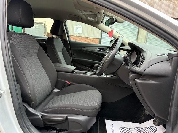 Used Vauxhall Insignia 2017 for sale - 74191005: Photo 9