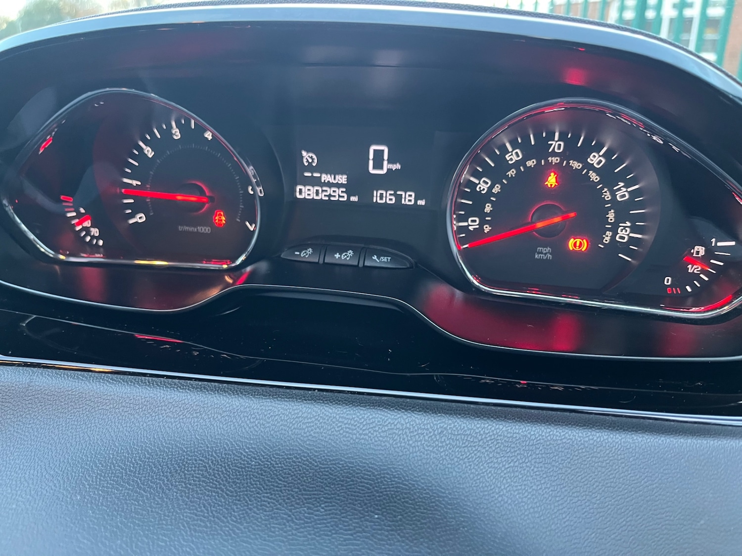 Used Peugeot 208 2012 for sale - 76488431: Photo 14