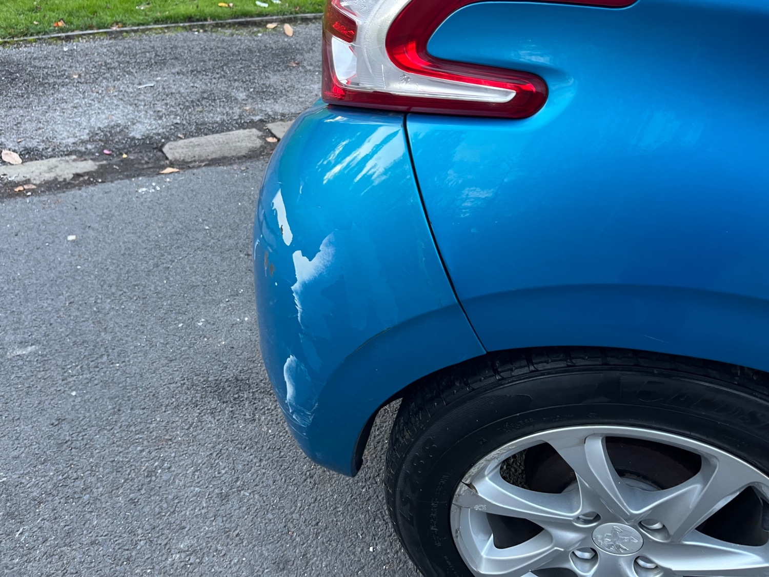 Used Peugeot 208 2012 for sale - 76488431: Photo 16