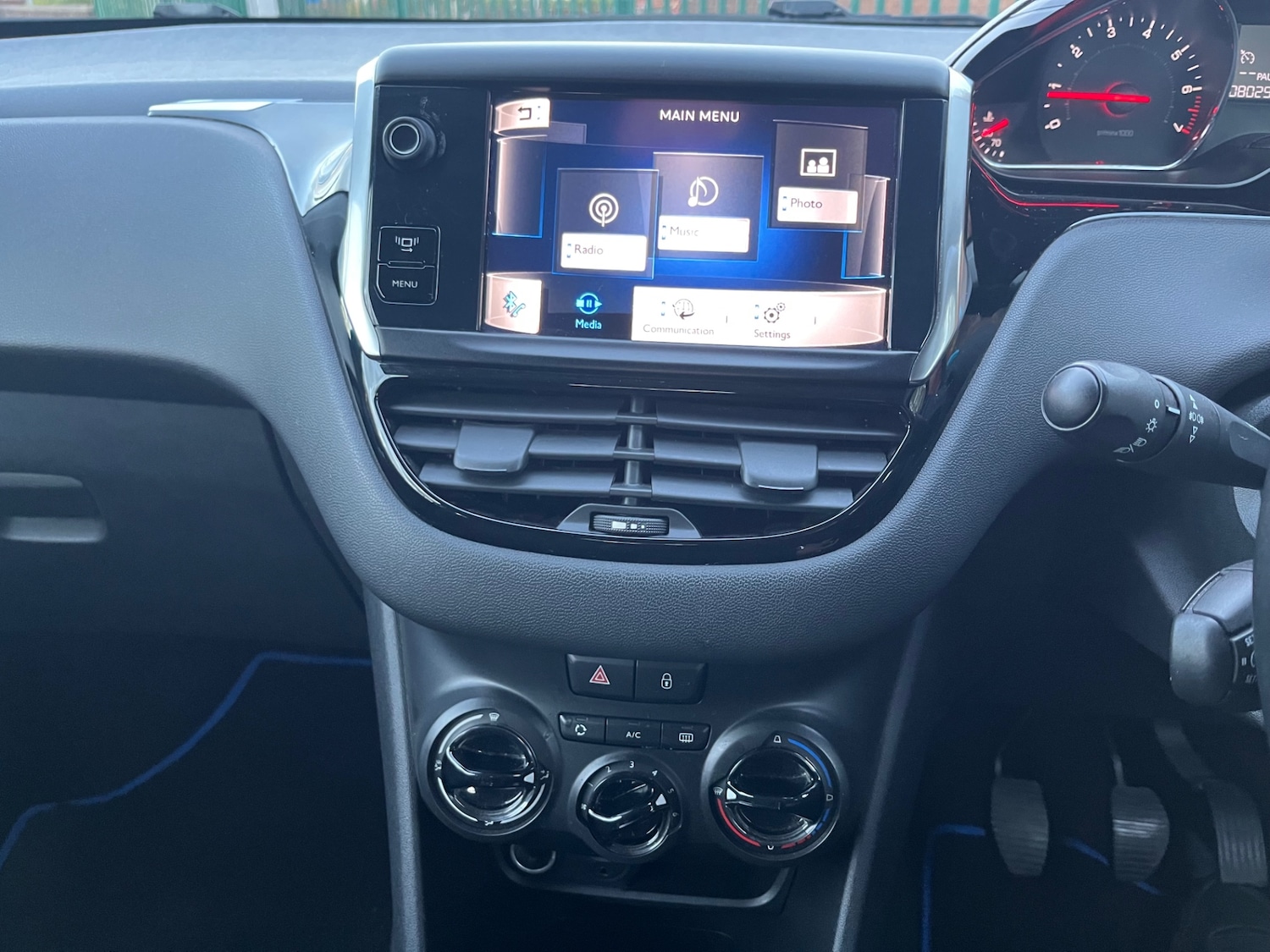 Used Peugeot 208 2012 for sale - 76488431: Photo 17