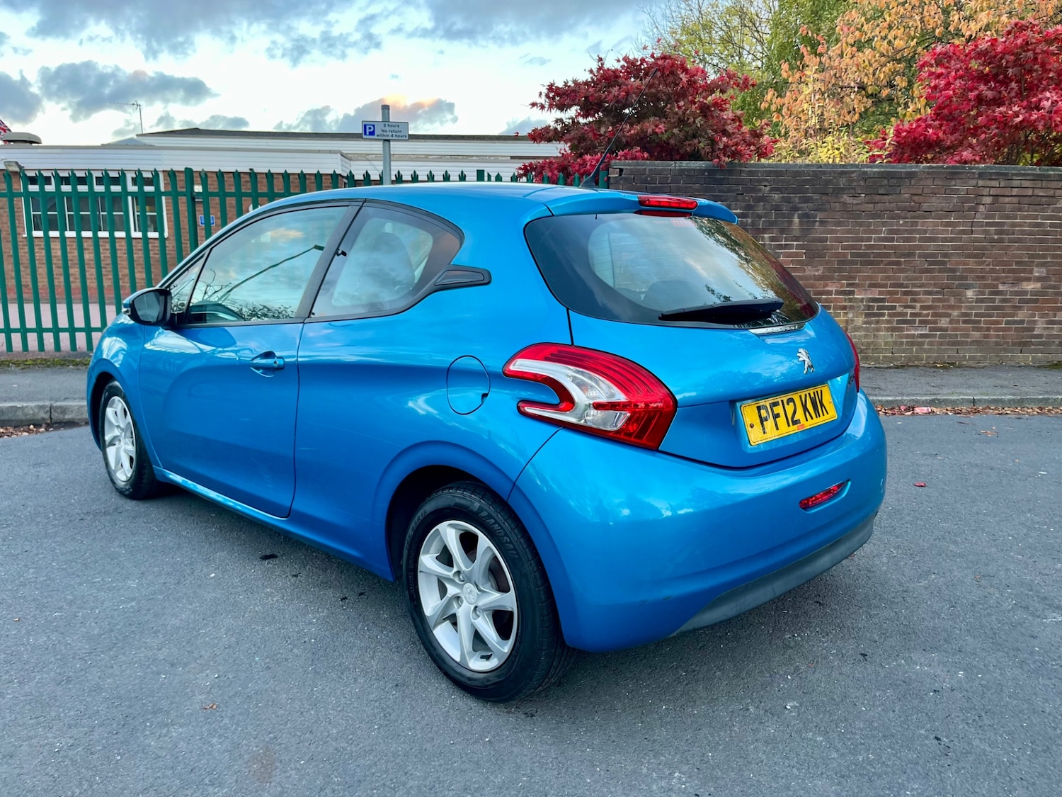Used Peugeot 208 2012 for sale - 76488431: Photo 5