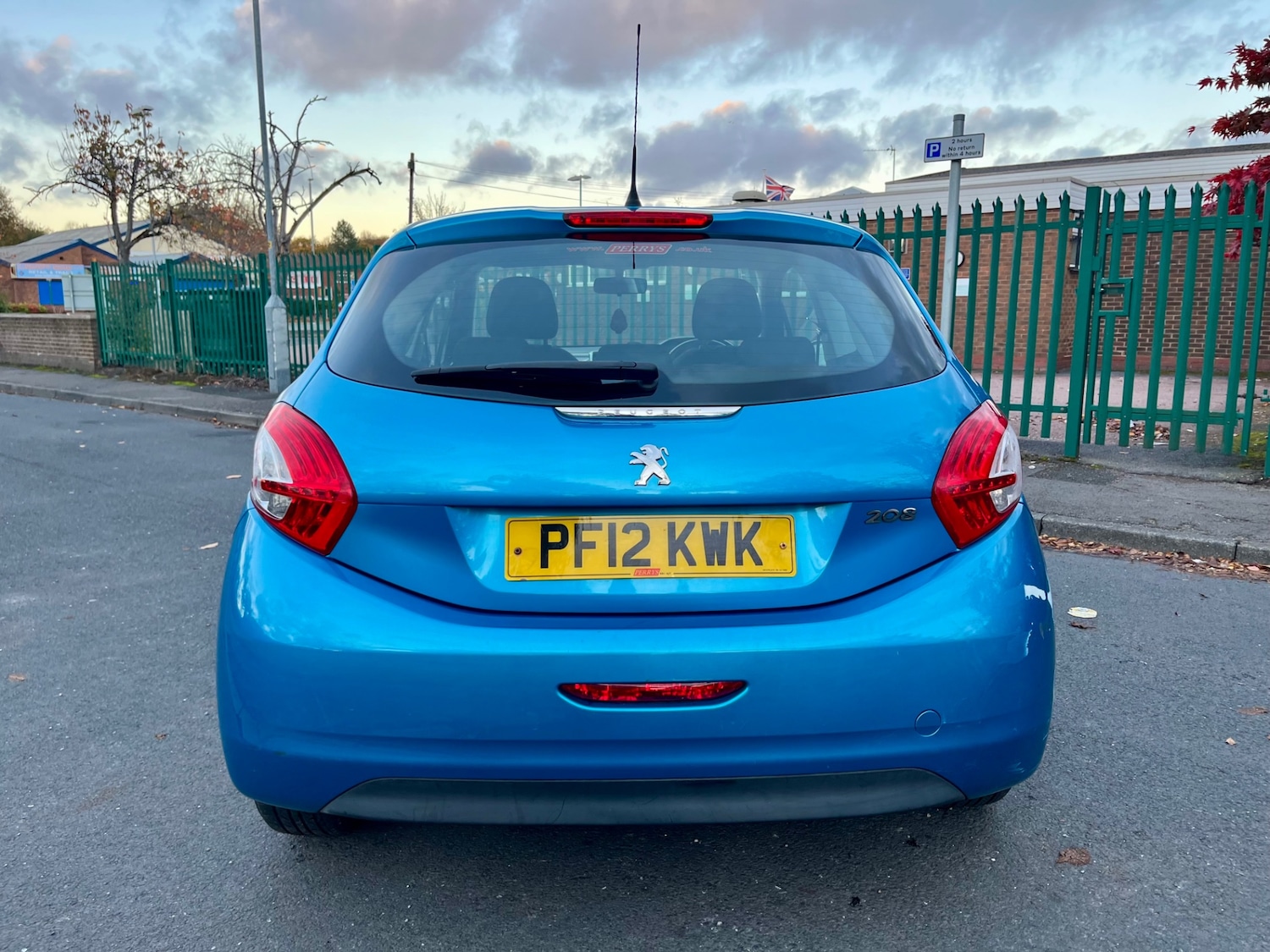 Used Peugeot 208 2012 for sale - 76488431: Photo 6