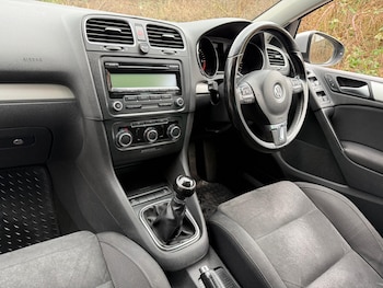 Used Volkswagen Golf 2009 for sale - 77475561: Photo