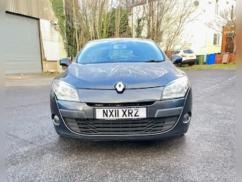 Used Renault Megane 2011 for sale - 77109921: Photo