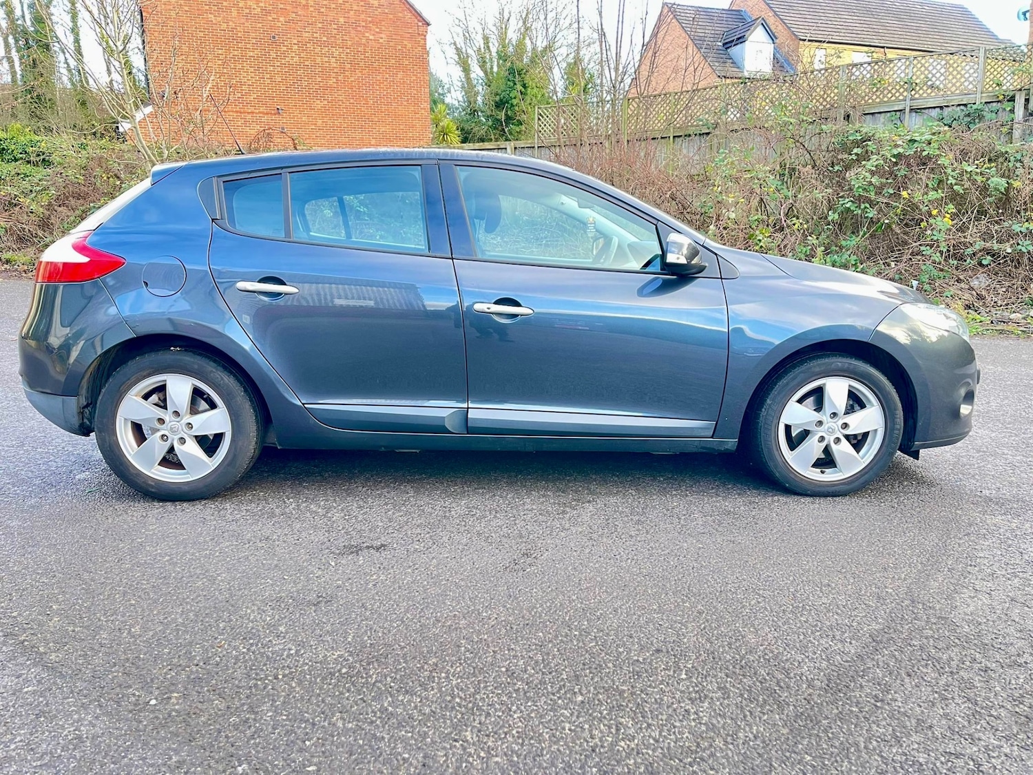 Used Renault Megane 2011 for sale - 77109921: Photo 4