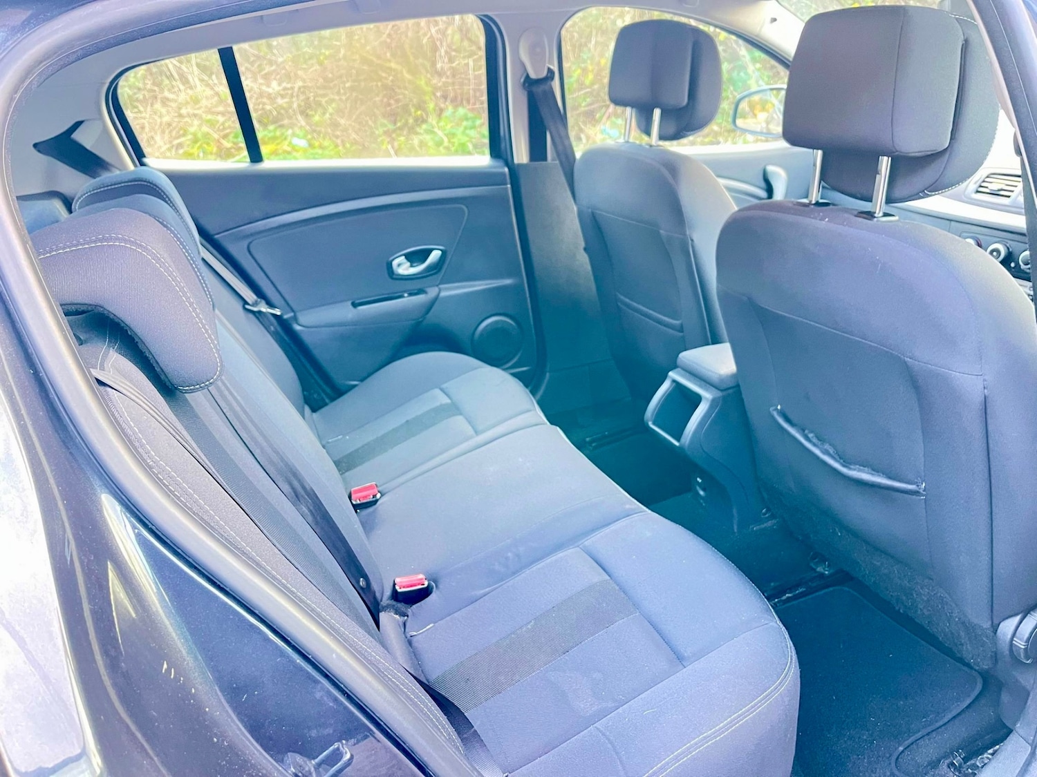 Used Renault Megane 2011 for sale - 77109921: Photo 9