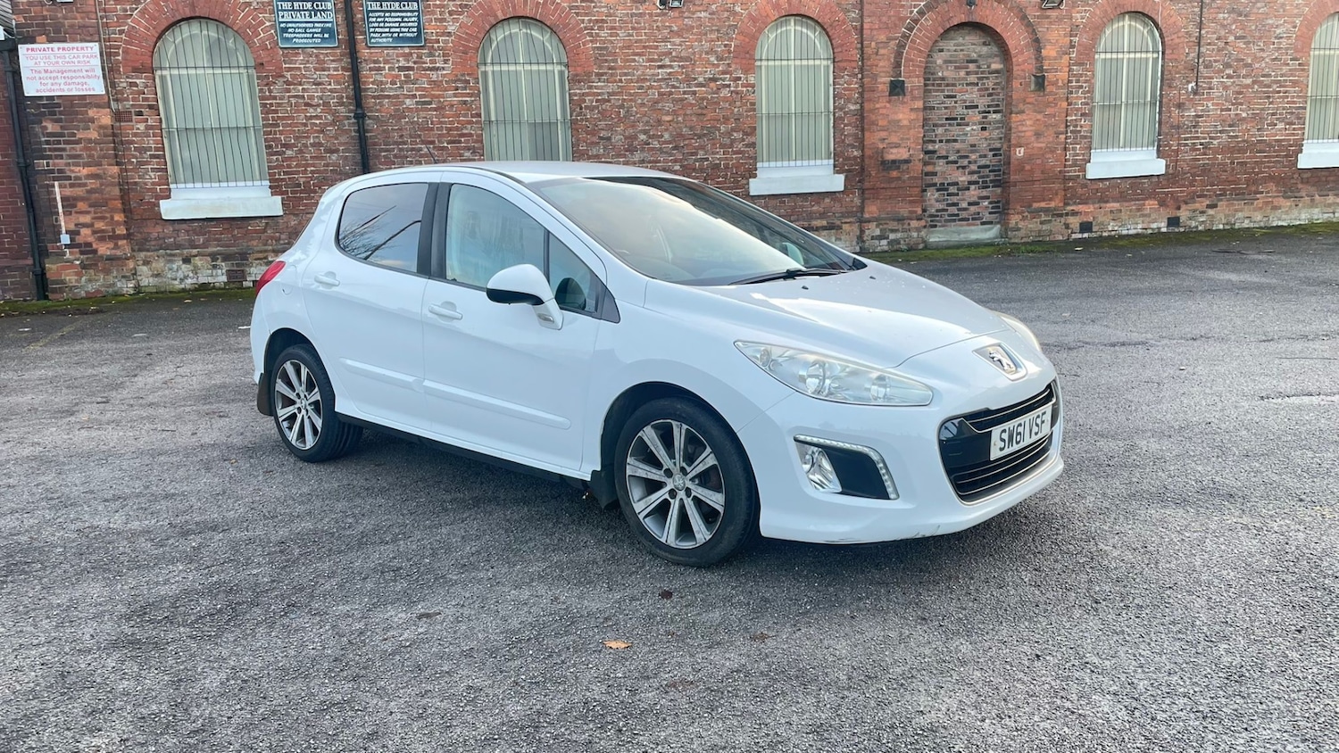 Used Peugeot 308 2012 for sale - 76886075: Photo 2