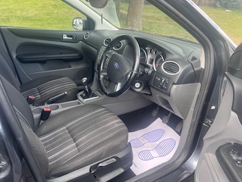 Used Ford Focus 2009 for sale - 75641014: Photo