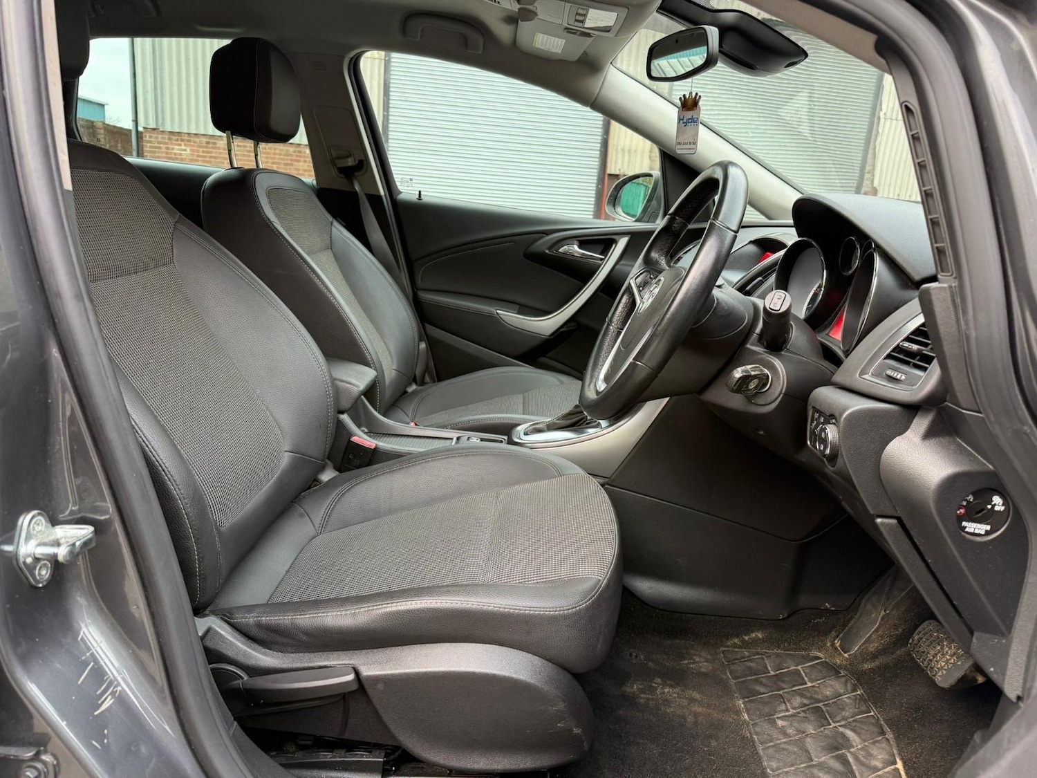 Used Vauxhall Astra 2012 for sale - 76948712: Photo 11