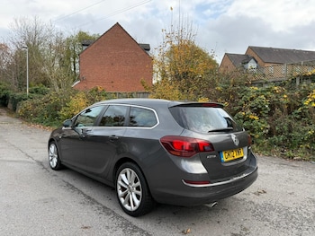 Used Vauxhall Astra 2012 for sale - 76948712: Photo