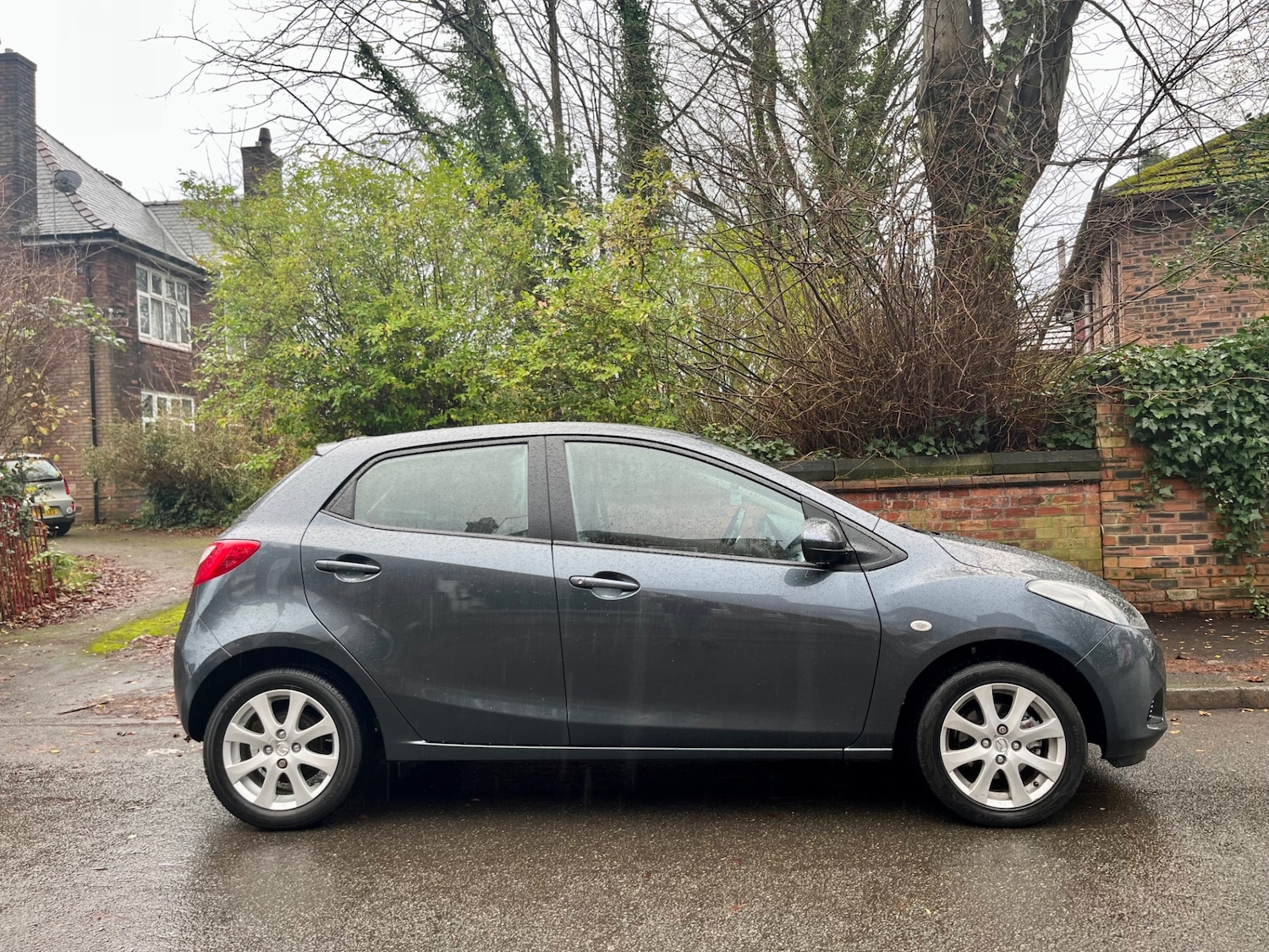 Used Mazda Mazda2 2009 for sale - 76696283: Photo 1