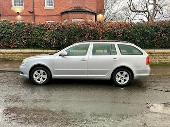 Used Skoda Octavia 2012 for sale - 77519979: Photo