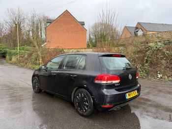 Used Volkswagen Golf 2011 for sale - 77570885: Photo