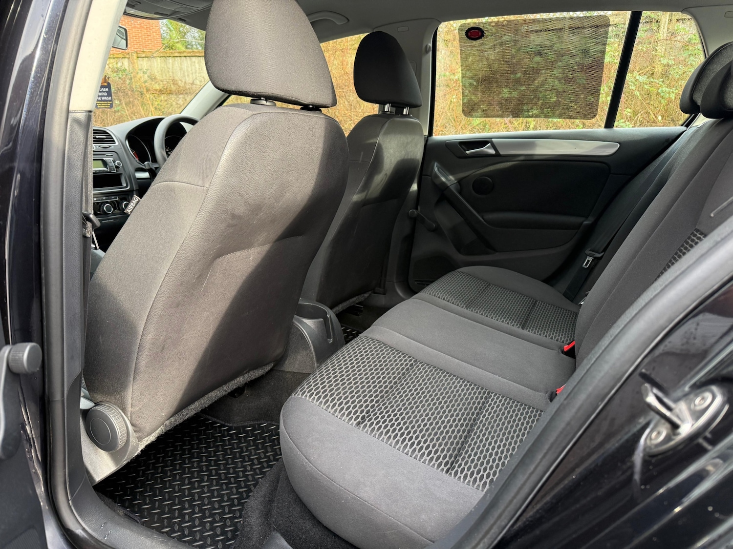 Used Volkswagen Golf 2011 for sale - 77570885: Photo 8