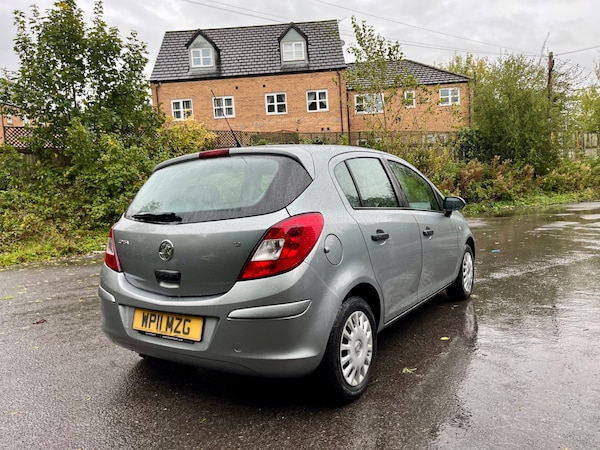 Used Vauxhall Corsa 2011 for sale - 76242696: Photo 11