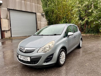 Used Vauxhall Corsa 2011 for sale - 76242696: Photo 3