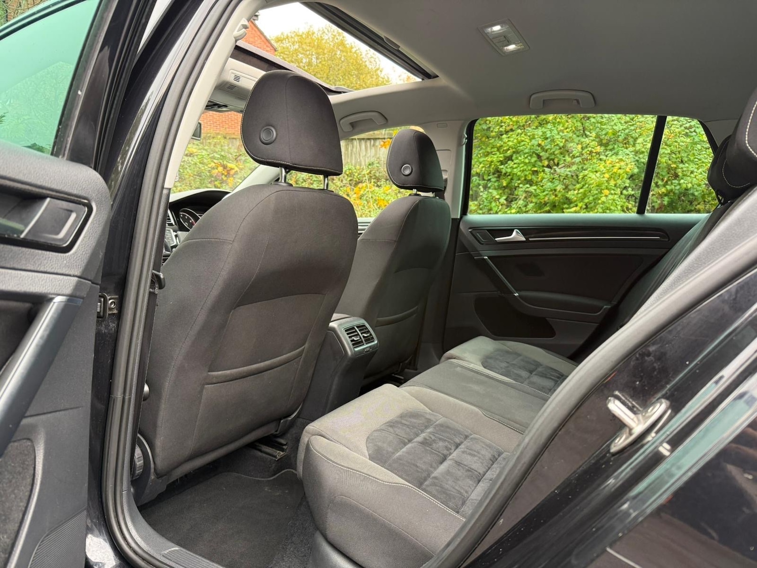 Used Volkswagen Golf 2013 for sale - 76379261: Photo 16