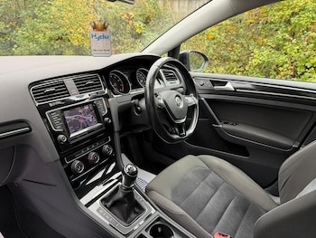 Used Volkswagen Golf 2013 for sale - 76379261: Photo