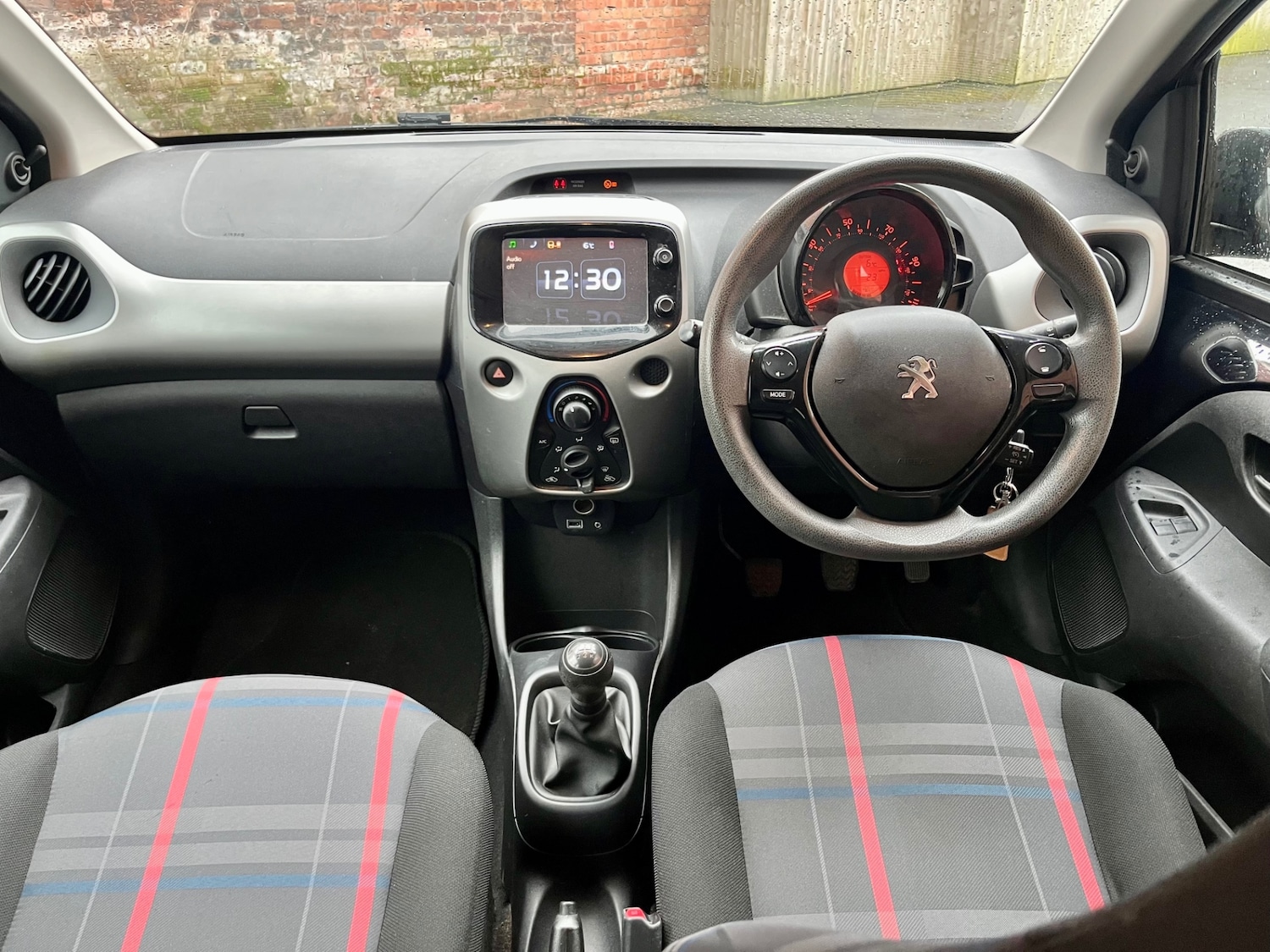 Used Peugeot 108 2016 for sale - 77774413: Photo 9