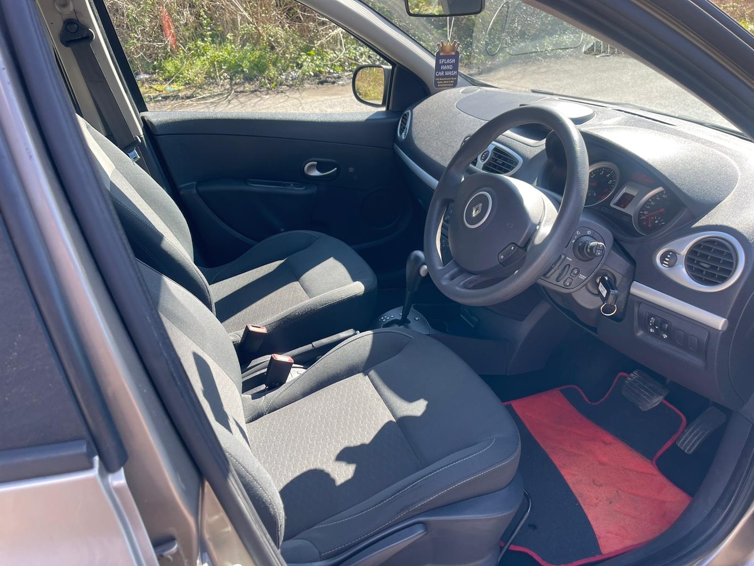 Used Renault Clio 2010 for sale - 78123370: Photo 11