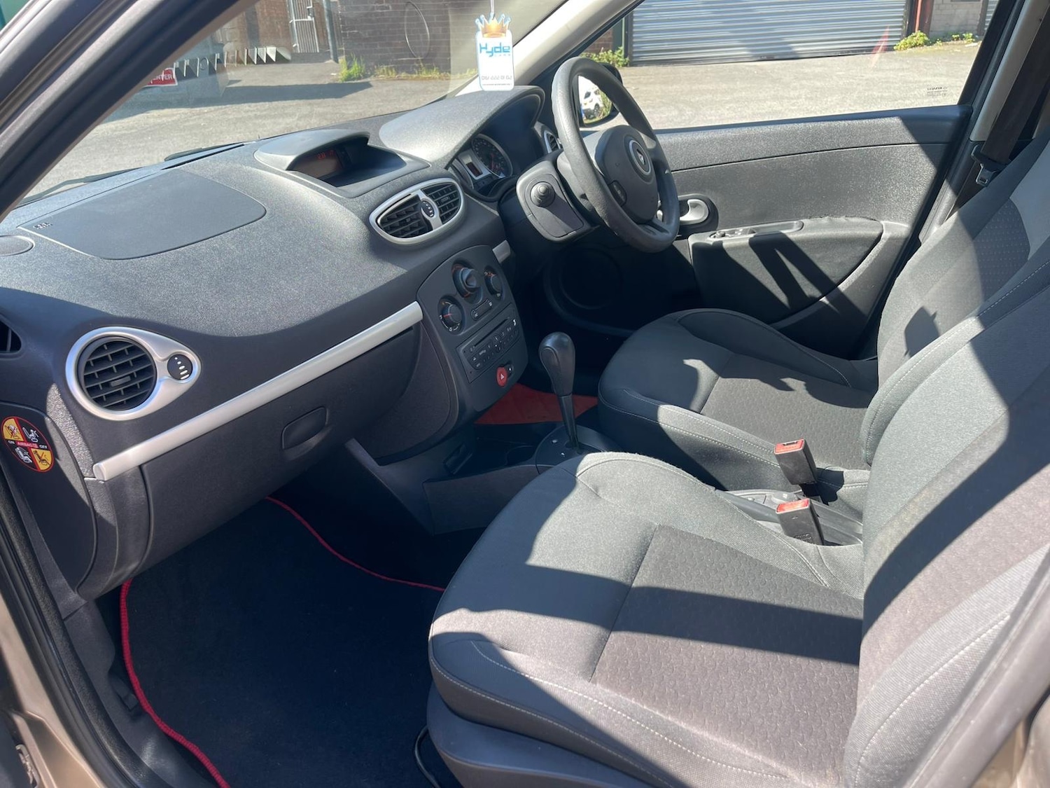 Used Renault Clio 2010 for sale - 78123370: Photo 12