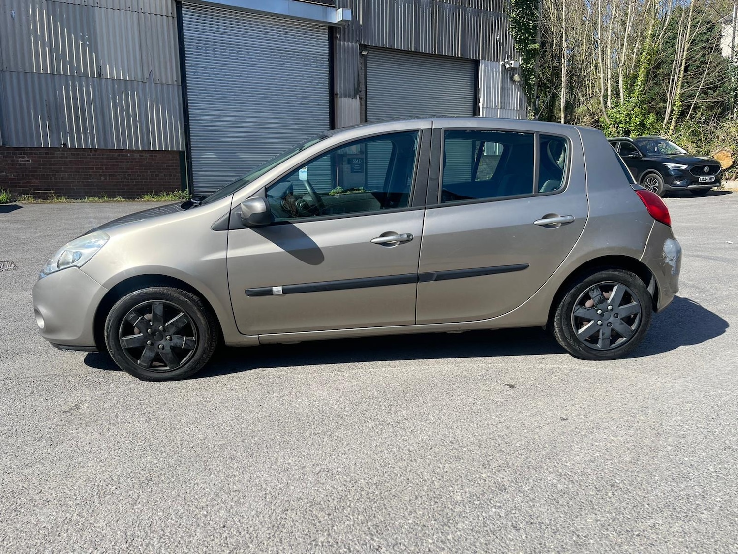 Used Renault Clio 2010 for sale - 78123370: Photo 5