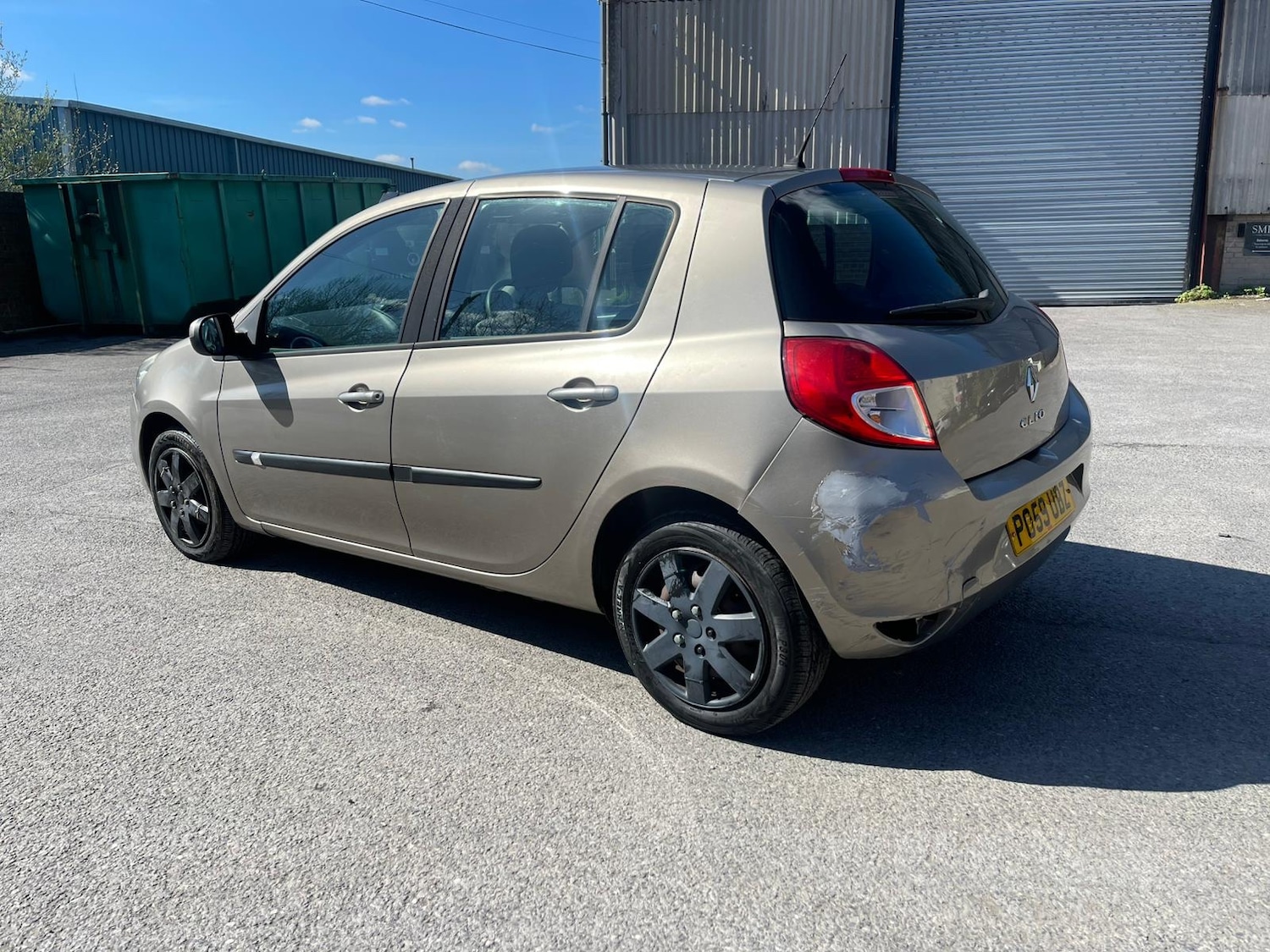 Used Renault Clio 2010 for sale - 78123370: Photo 6