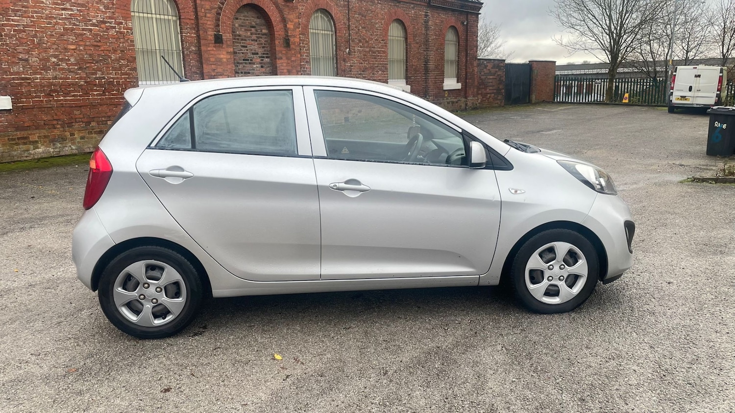 Used Kia Picanto 2011 for sale - 76886073: Photo 4