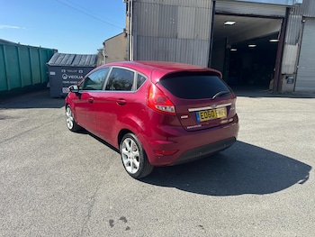 Used Ford Fiesta 2010 for sale - 78266635: Photo