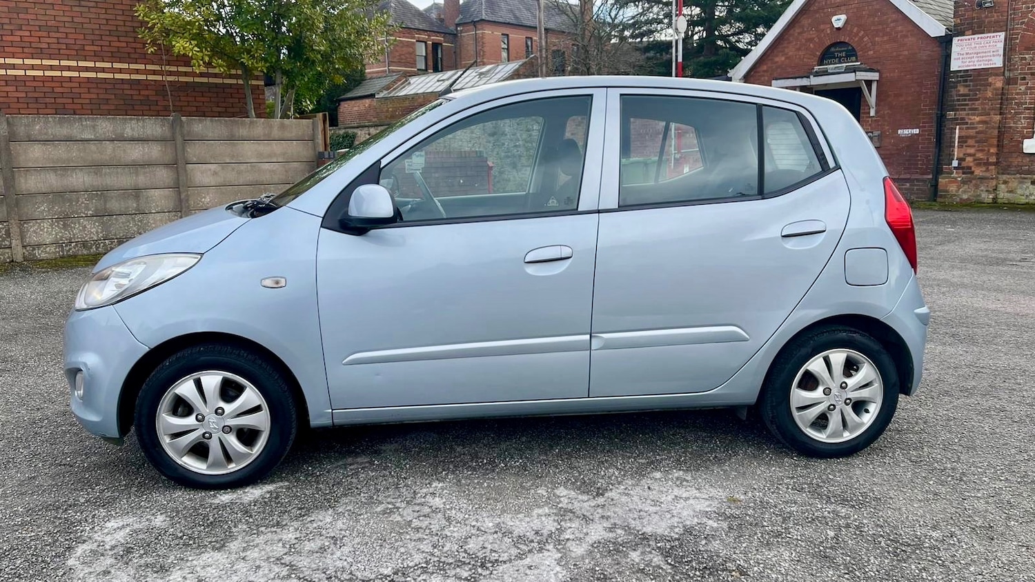 Used Hyundai i10 2012 for sale - 77261702: Photo 4