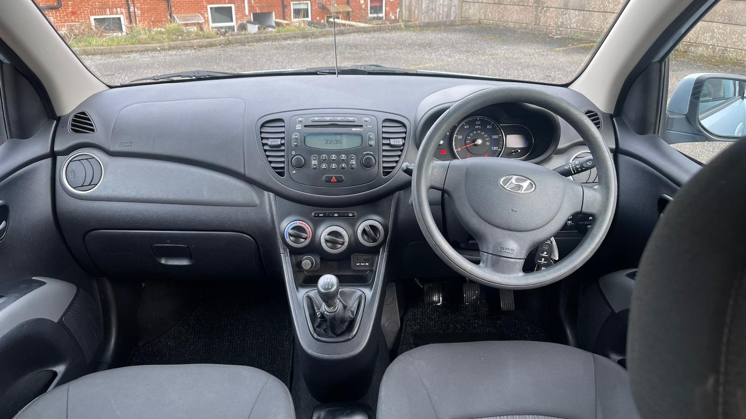 Used Hyundai i10 2012 for sale - 77261702: Photo 9