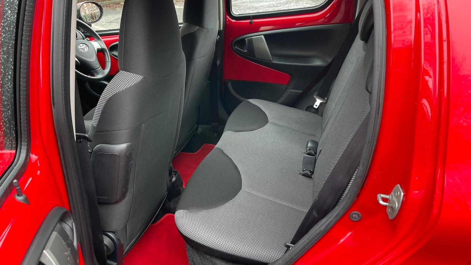 Used Toyota AYGO 2014 for sale - 77736972: Photo 12