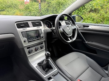 Used Volkswagen Golf 2016 for sale - 79159925: Photo