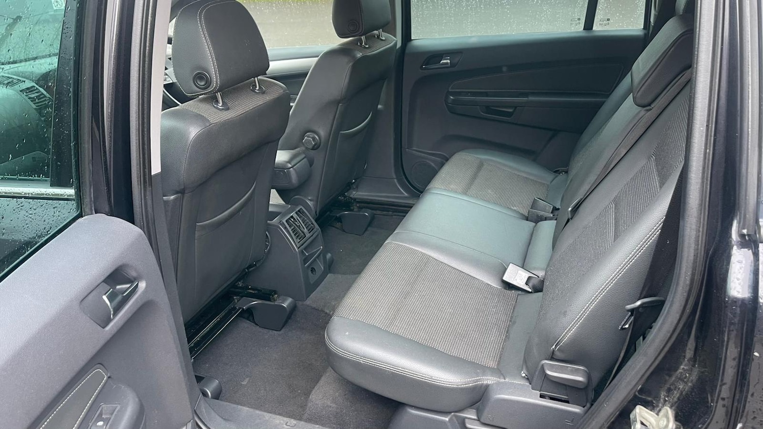 Used Vauxhall Zafira 2009 for sale - 77400100: Photo 12