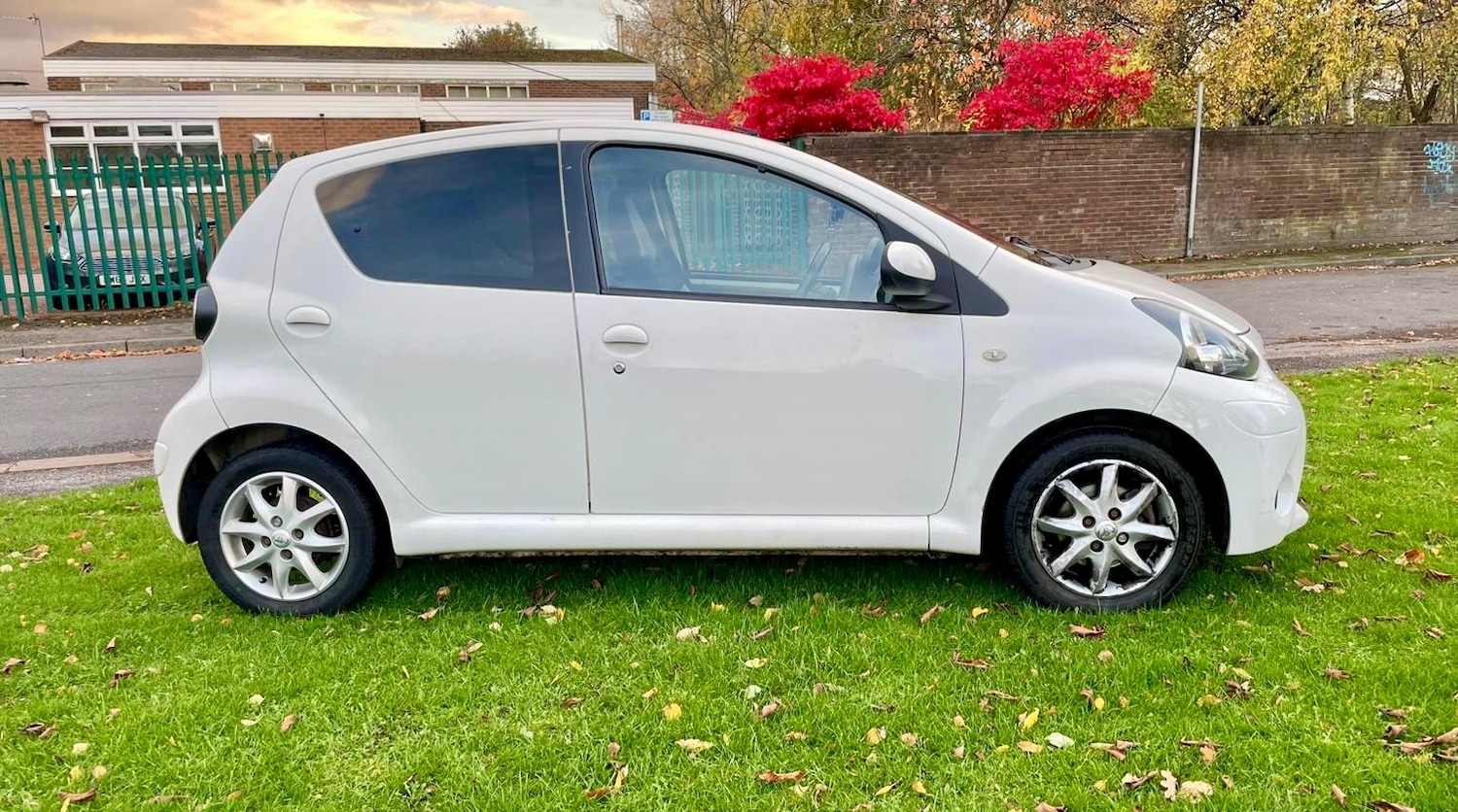 Used Toyota AYGO 2014 for sale - 76446119: Photo 5