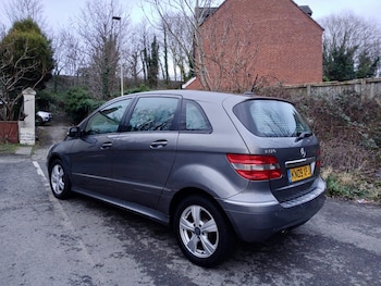 Used Mercedes-Benz B Class 2009 for sale - 77395417: Photo